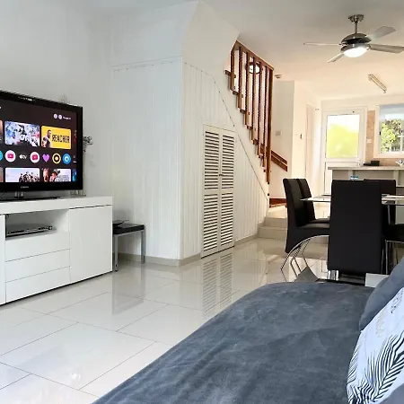 شقة Margarita Gardens Maisonette